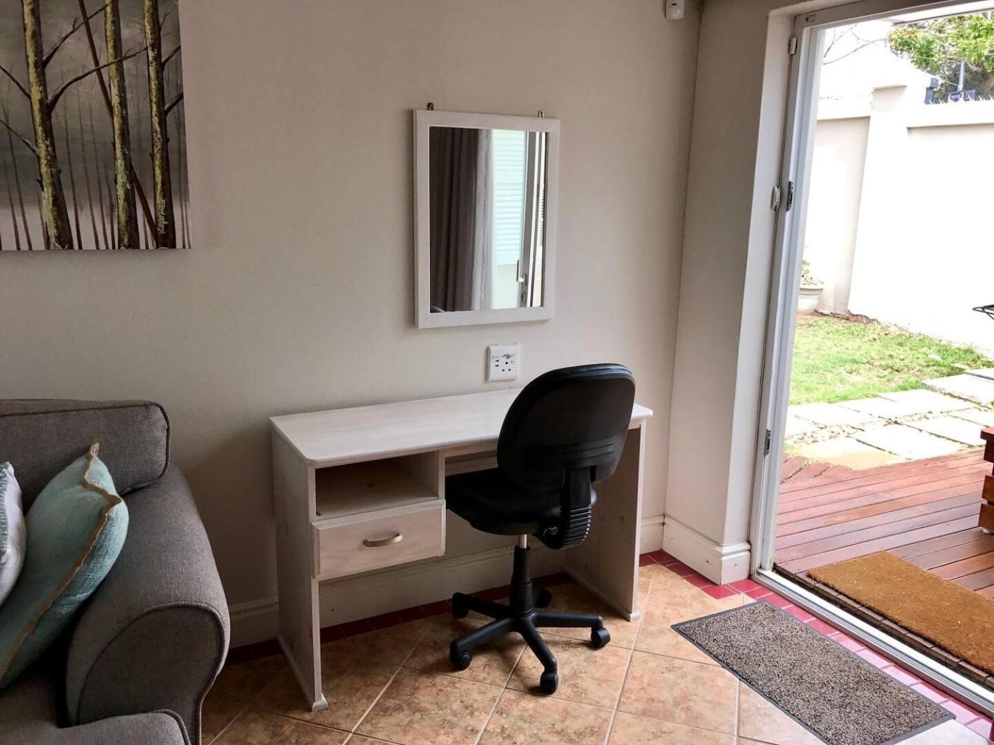 Cosy Private Cottage-Internet & Off Street Parking Port Elizabeth Exterior foto